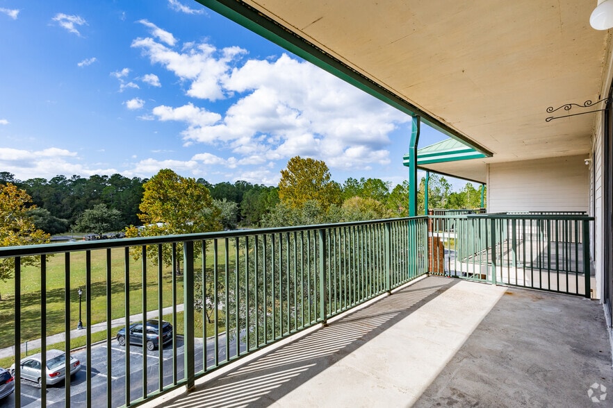 2 BR, 2 BA - 1,500SF - Magnolia Parke