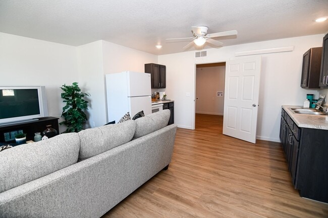 Building Photo - Gateway Cottages by Kading