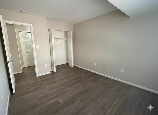Building Photo - 2025 Move-In Special – $200 Off First Month’s Rent!! Spacious and Convenient 2-Bedroom Condo in M...