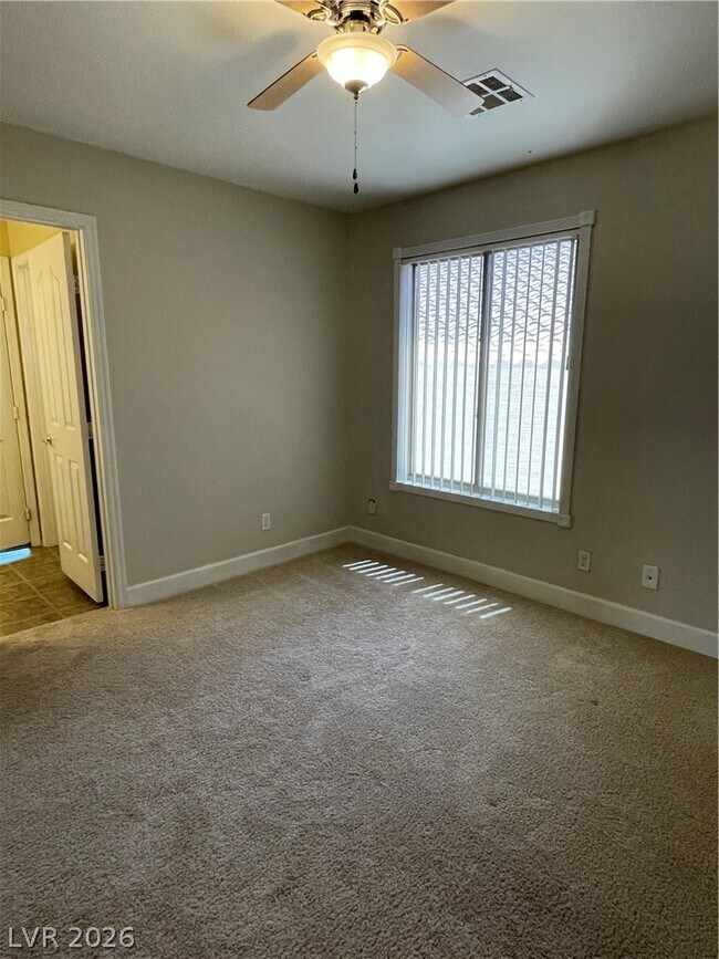Building Photo - 271 Pointe Ranier Ave