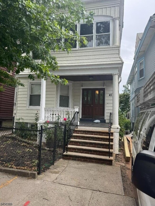 Building Photo - 45 N 17th St