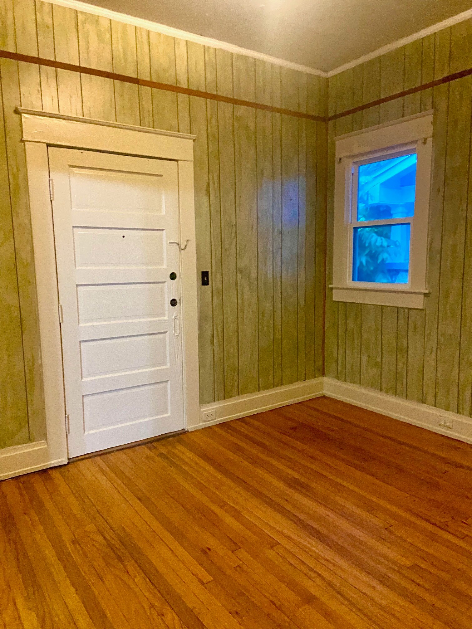 Building Photo - 1432 12th St S