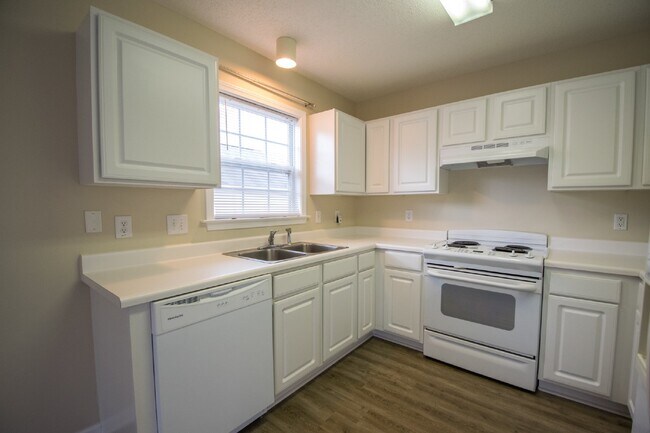 Building Photo - 32 N Sunberry Trail