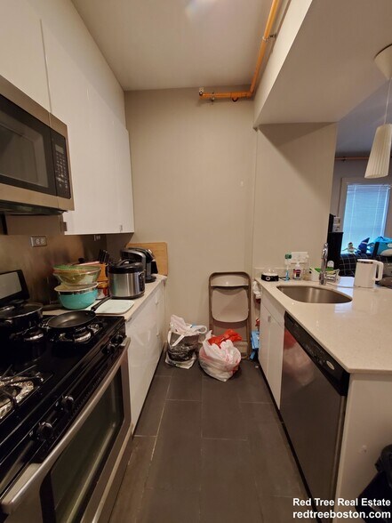 Building Photo - 21 Greylock Rd