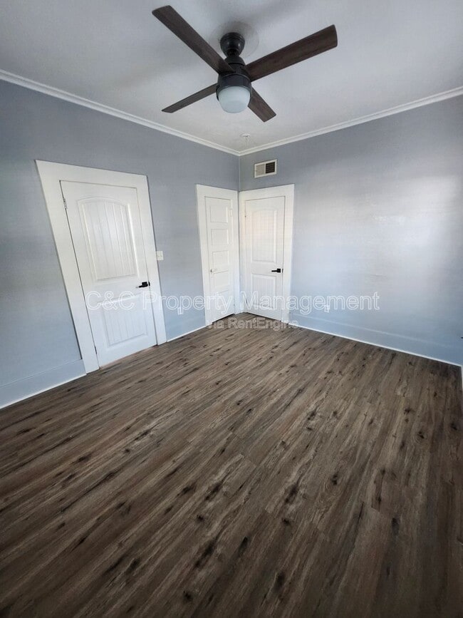 Building Photo - 765 E San Joaquin Ave