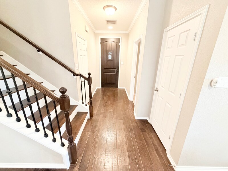 Building Photo - 4407 Bay Shore