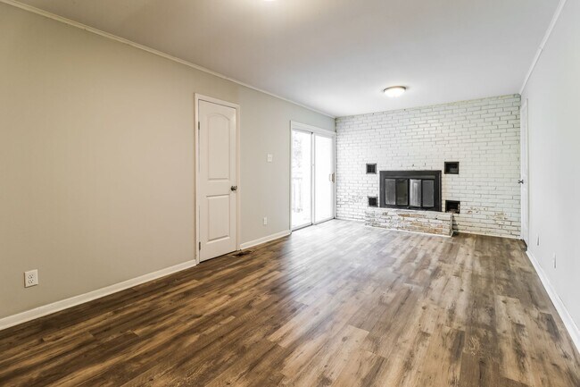 Building Photo - 62 Cliffwood Cir