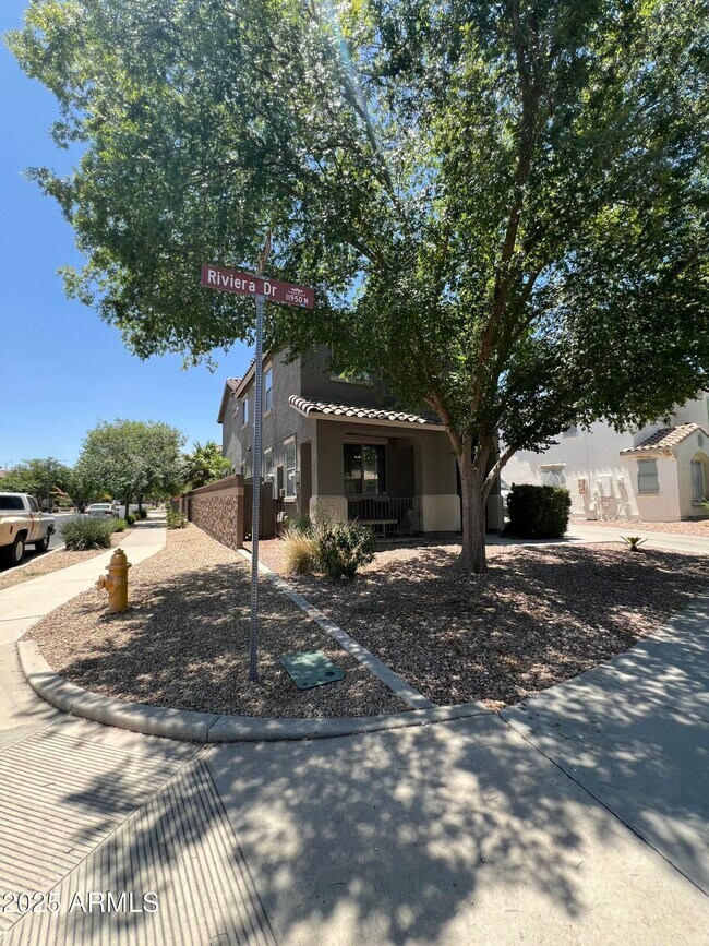 Building Photo - 14711 W Riviera Dr