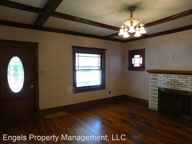 Building Photo - 5 br, 2 bath House - 524 W 4th