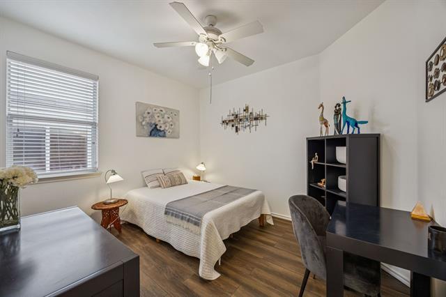 Building Photo - 12861 Farmington Dr