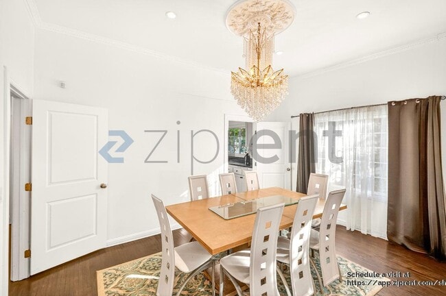 Building Photo - 138 N Hamel Dr