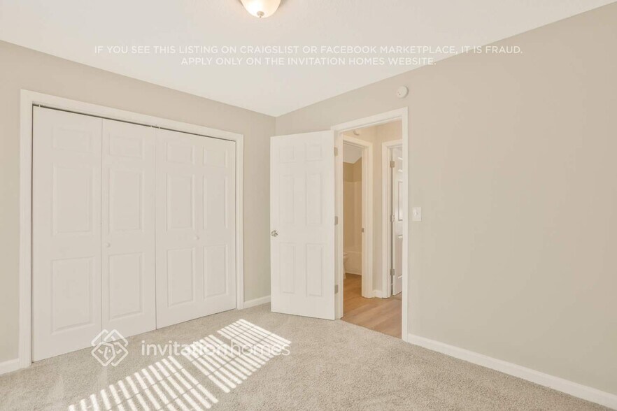 Building Photo - 1241 Waterton Trail