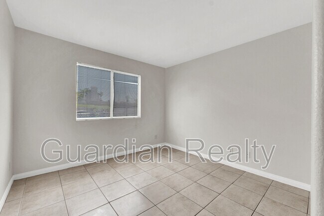 Building Photo - 2974 Juniper Hills Blvd