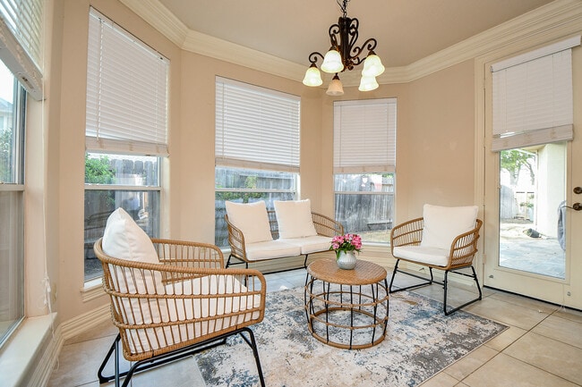 Building Photo - 14206 Jade Cove Dr