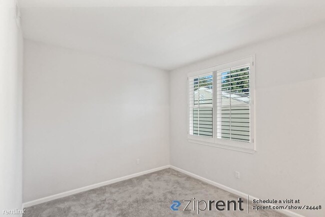 Building Photo - 3 br, 3 bath Townhome - 334 Dunsmuir Terra...