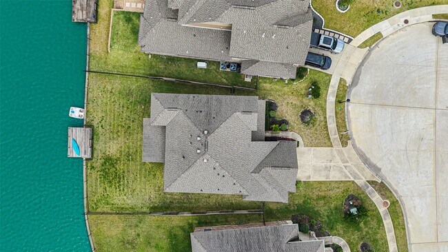 Building Photo - 3723 Lake Varano Cir