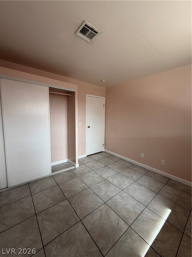 Building Photo - 5947 Via La Contera Dr