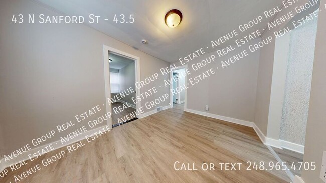 Building Photo - 43 N Sanford St