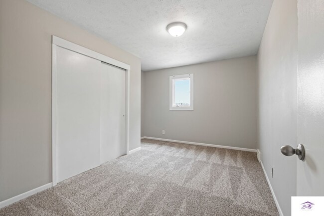 Building Photo - 3012 Menke Cir