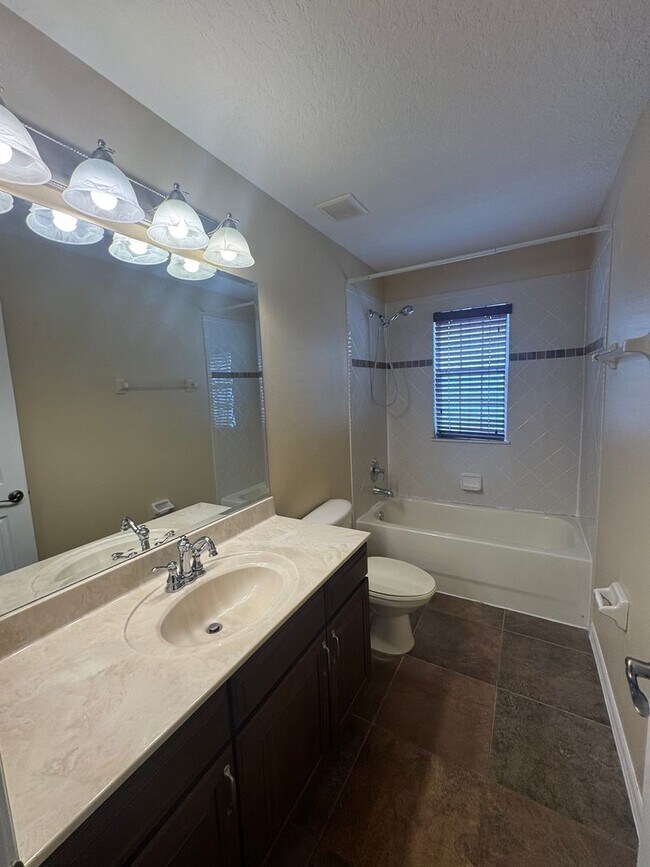 Building Photo - 5364 Penway Dr