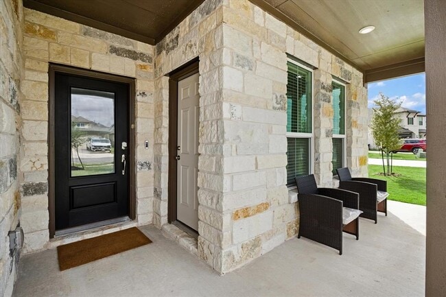 Building Photo - 209 Crimson Rose Ct