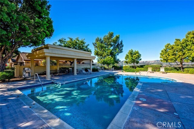 Building Photo - 27377 Paseo Laguna