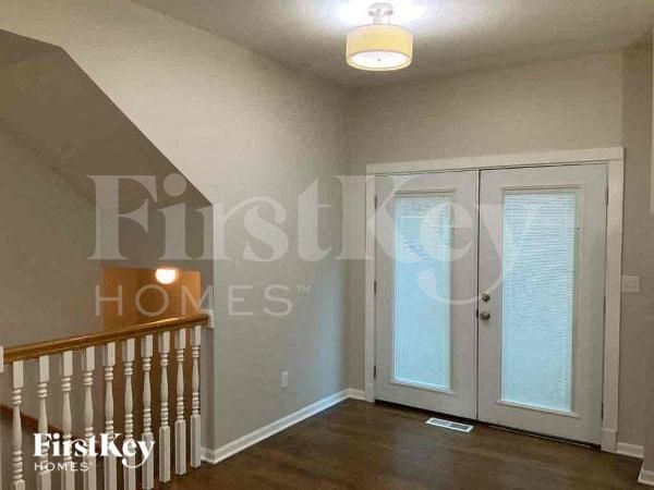 Building Photo - 7708 NE 74th Terrace