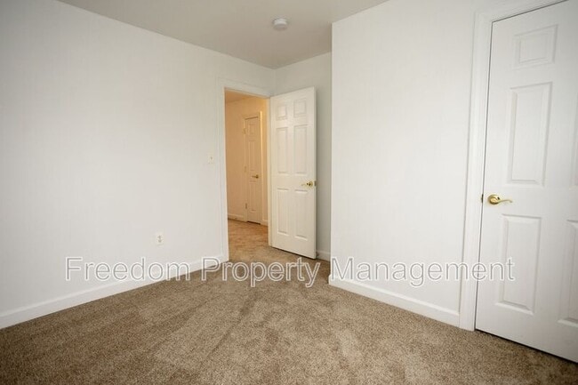 Building Photo - 8150 Rainwater Cir