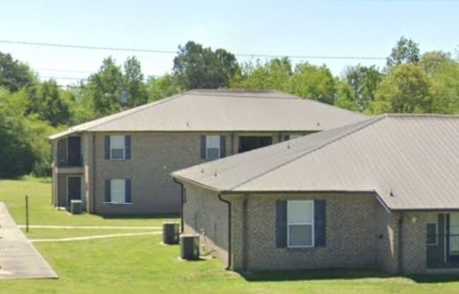 Primary Photo - 550 Ray Rd