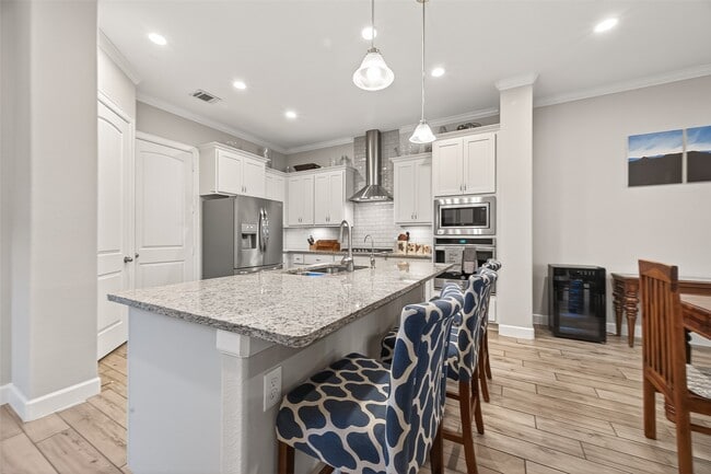 Building Photo - 1914 Shearn St