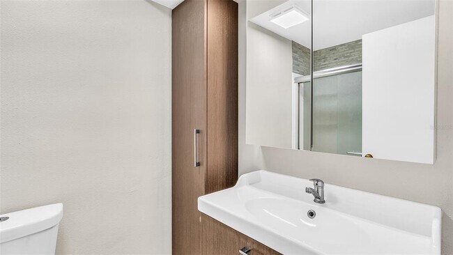 Building Photo - 7613 Amherst St