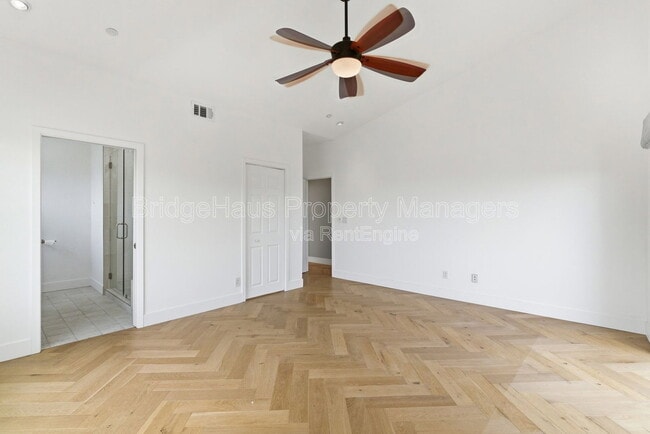 Building Photo - 4147 Bachman Pl