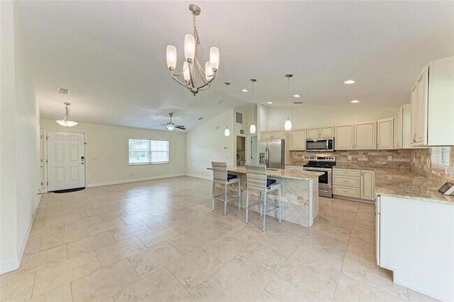 Building Photo - 3560 Eldron Ave