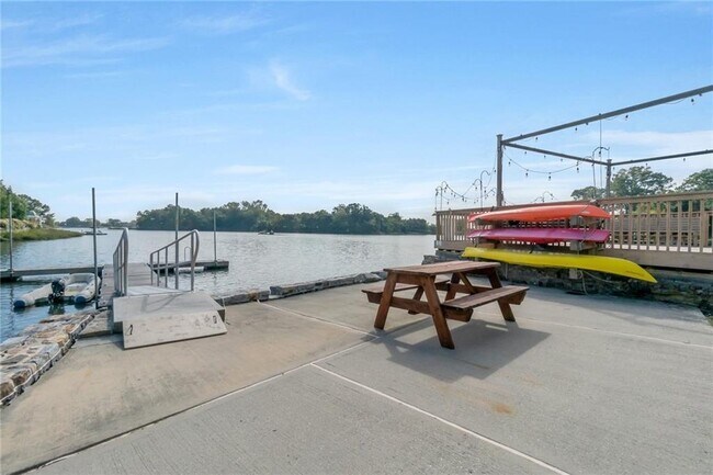 Building Photo - 13 Dock Pathway St