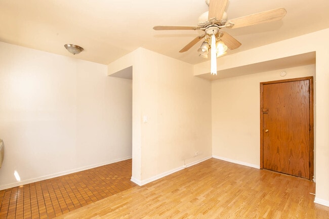 Building Photo - 1504 N Dearborn Pkwy
