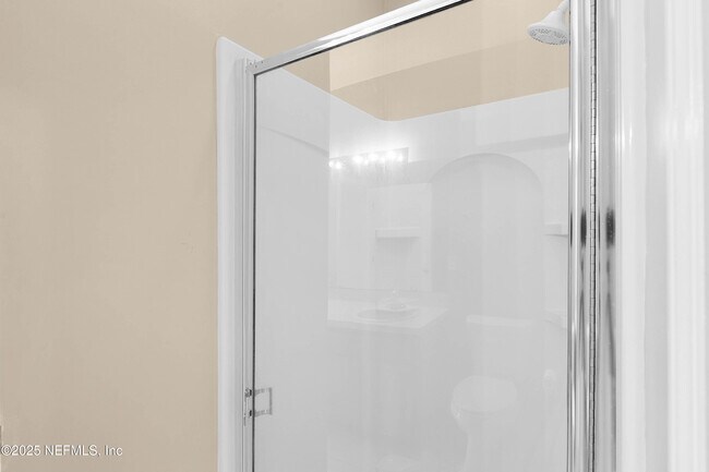 Building Photo - 12301 Kernan Forest Blvd