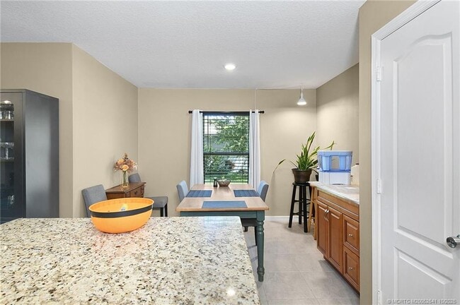 Building Photo - 5501 Jamboree Dr