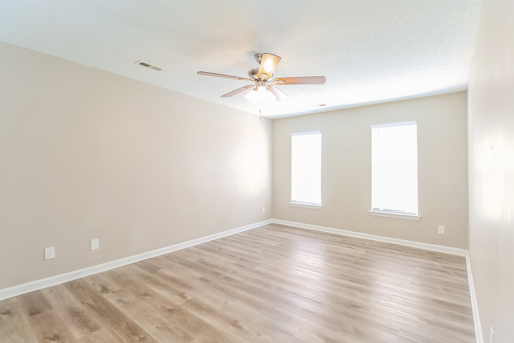 Building Photo - 13024 Peacock Ln