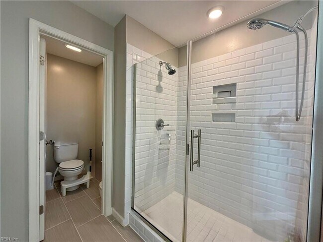 Building Photo - 937 Arrowleaf Way