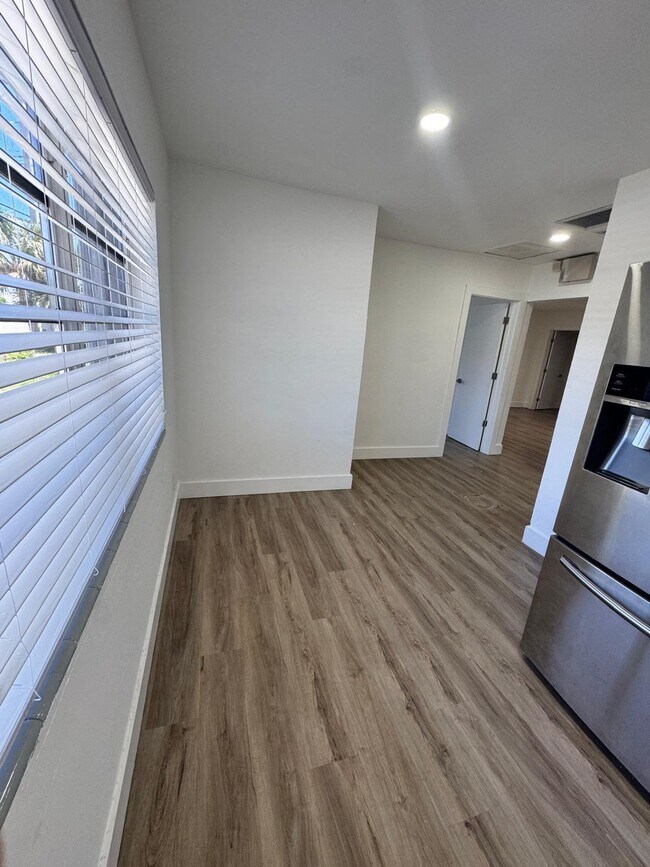 Building Photo - 1101 S Seacrest Blvd