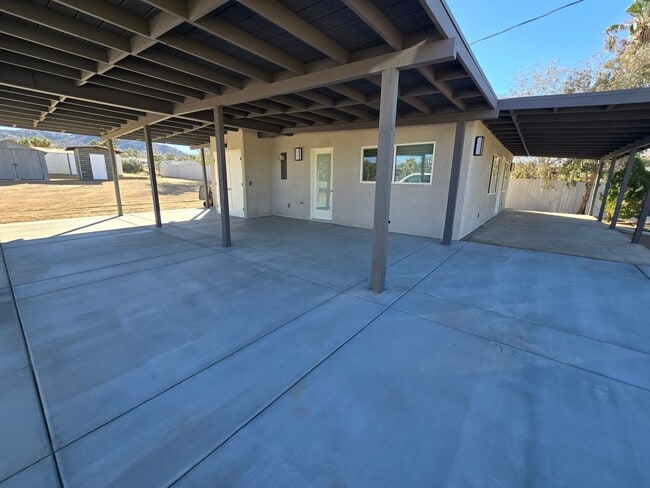 Building Photo - All Brand New!!