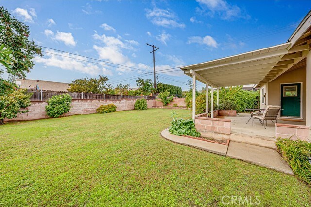 Building Photo - 895 Altura Way