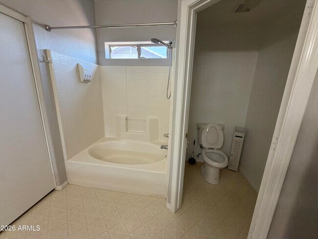 Building Photo - 13223 W Desert Rock Dr