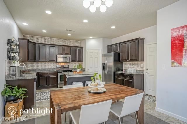 Building Photo - 4 br, 2.5 bath House - 4007 Sierra Alta Av...