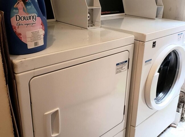 Building Photo - 272 25th Ave