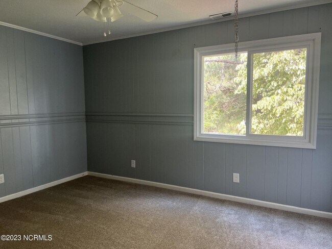 Building Photo - 108 Juniper Ct