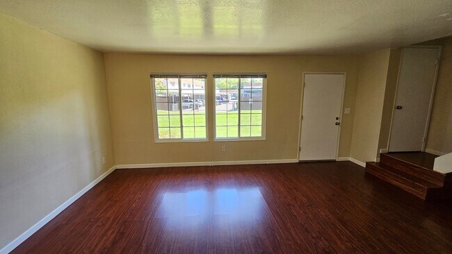 Building Photo - 3193 Tonopah Ct
