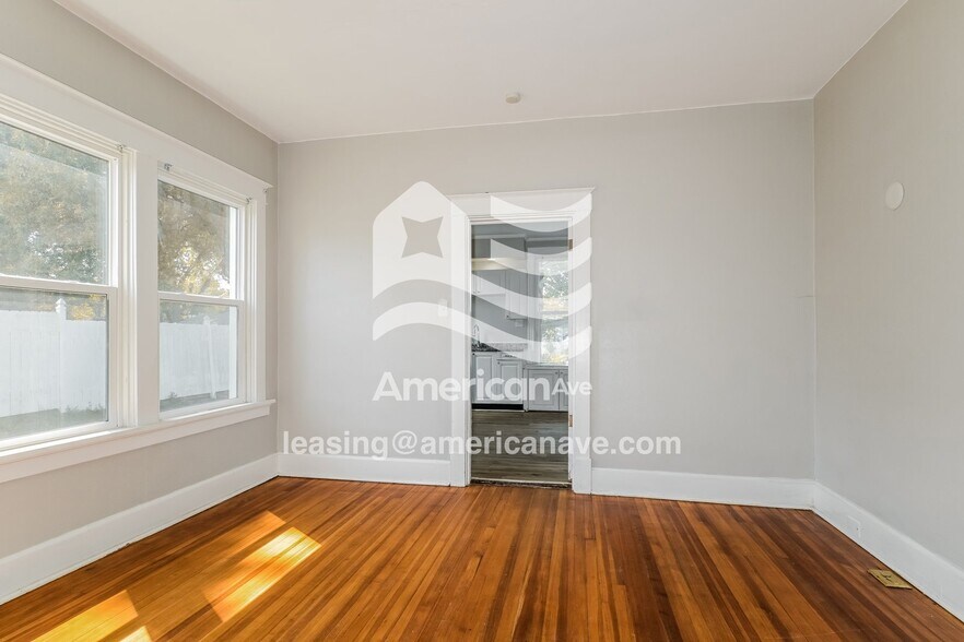 Building Photo - 5212 Heege Rd