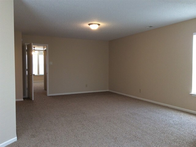 Building Photo - 12897 E 131st St