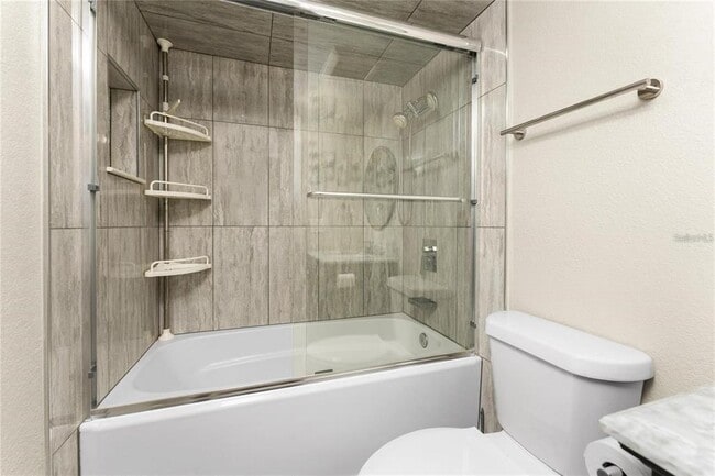 Building Photo - 15430 Olive Cir